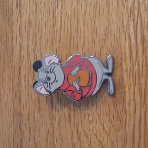 Disney The Rescuers Down Under Bernard Pin